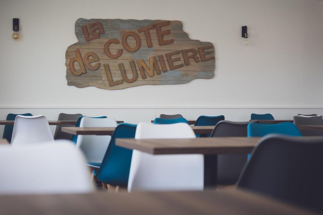 Отель La Cote De Lumiere Ла-Транш-сюр-Мер Экстерьер фото